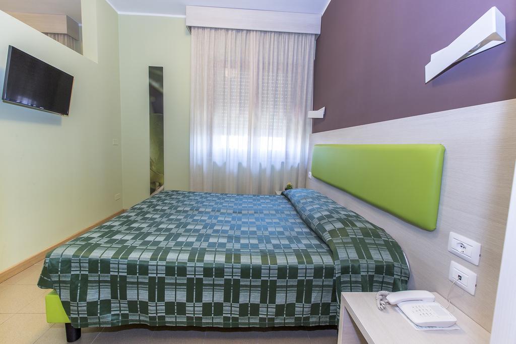Hotel Residence Ulivi E Palme Cagliari Esterno foto