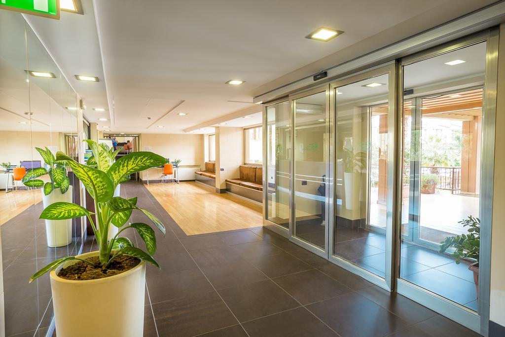Hotel Residence Ulivi E Palme Cagliari Esterno foto